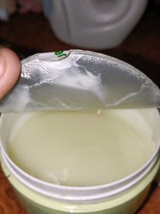 Mamaearth Aloe Refresh Hydrating Gel Moisturizer