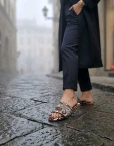Dolce &amp; Gabbana Slides