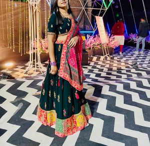 wedding style choli set