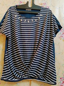 🇳🇿💫🎀Stylish Striped Top with Embellishments