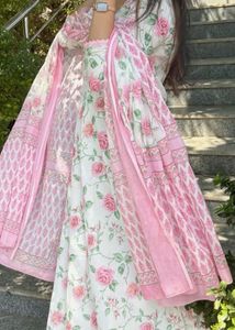 Floral Print Kurta with Dupatta