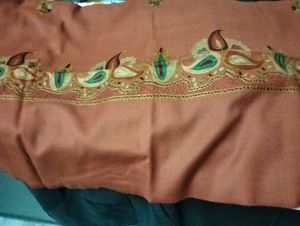 Embroidered showal