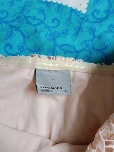 One Hand Light Pink Lacy Dress