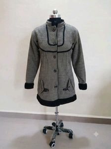 Stylish Women's Textured Coat
