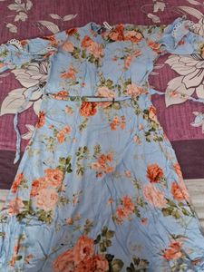 Beautiful Floral Print Kurta Set