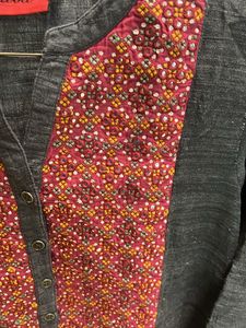 Charcoal Kurta With Embroidery