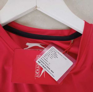 SLAZENGER ULTRA DRY FIT TSHIRT UNUSED