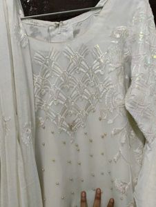 Elegant White Kurta Set with Dupatta