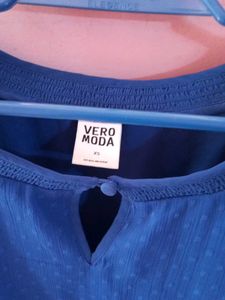 Blue vero moda top