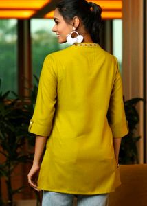 Stylish Yellow Embroidered Kurta