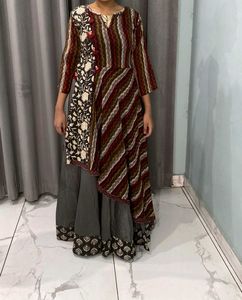 Ethnic Dresse For Girls