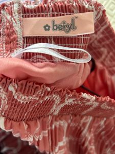 Pleated Midi Skirt with Circle Print