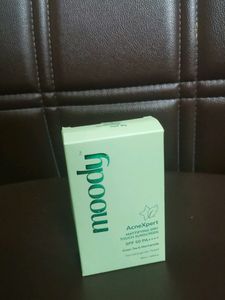 Moody AcneXpert Matte Sunscreen Spf 50++++