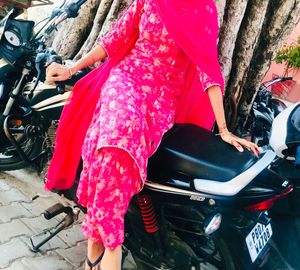 Beautiful Pink Floral Kurta Set