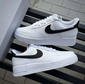 Nike Air Force 1 Sneakers