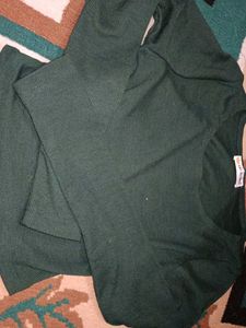 Green Ribbed Long Sleeve Crop Top