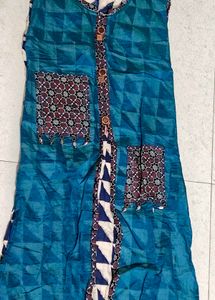 Stylish Teal &amp; Blue Geometric Print Kurta