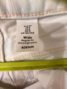 OG H&amp;M light washed regular fit jeans