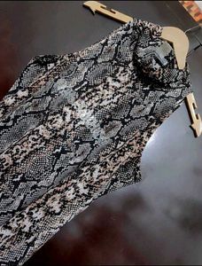 Snake Print Sleeveless Mock Neck Dress 36 Bust