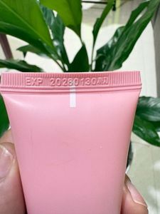 Medicube Pore Pink Hyaluronic Moisturizing Cream