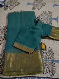 Elegant Teal & Gold Saree with Blouse