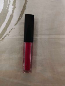 Vibrant Dark Pink Liquid Lipstick
