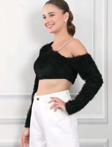 ✨️Black Fuzzy One-Shoulder Crop Top✨️