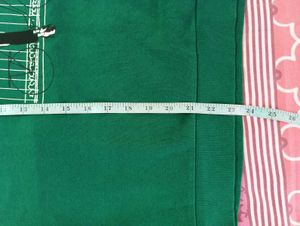 GREEN GRAPHIC SWEATSHIRT