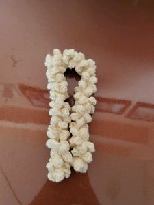 Cream Crochet Flower Gajra