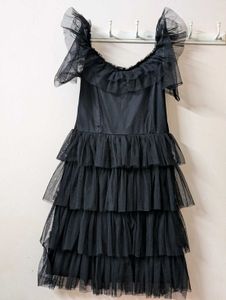Aesthetic Black Ruffle Party Dress 🖤