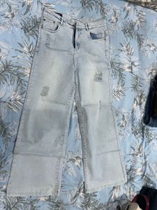 Light Wash Ripped Wide Leg Jeans