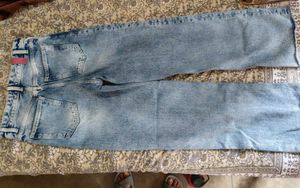 Trendy Acid Wash Jeans