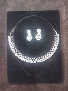 Sparkling Cubic Zirconia Necklace &amp; Earrings Set