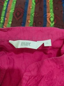 Vibrant Pink Embroidered Kurta