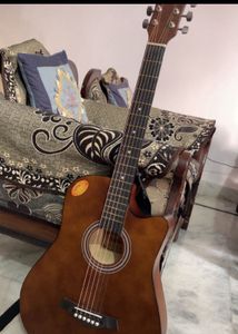 Acoustic Guitar - Perfect for Beginners