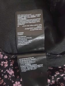 H&amp;M Floral Square Neck Puff Sleeve Top