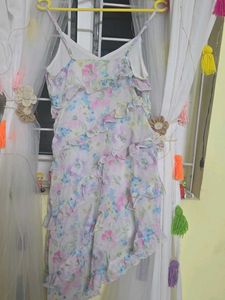 Chic Floral Print Ruffle Dress