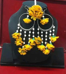 Artificial Earings and mangtika For Bride...