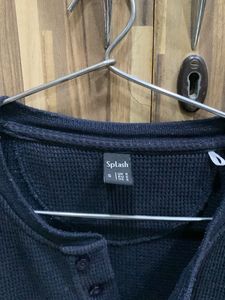 Men's Long Sleeve Buttoned Top