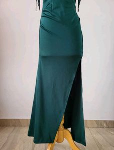 Elegant Emerald Green Evening Dress