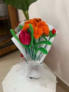 5 set of flower bouquet made from pipe cleaner
