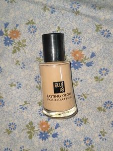 Elle 18 Lasting Glow Foundation