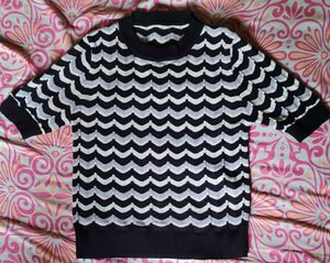 Black & White Wave Knit Top