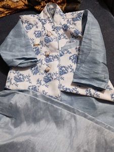 Stylish Blue & White Ethnic Kurta Set