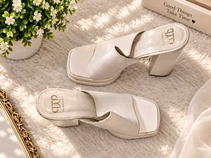 Chic White Platform Block Heel Mules