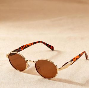 Retro Oval Sunglasses