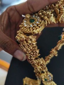 Exquisite Traditional Gold Necklace Set