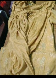 Designer Kurta Set with Intricate Embellishments