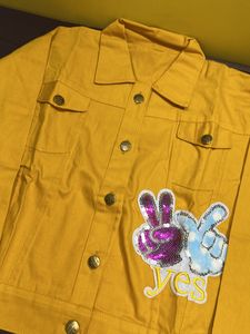 Best Denim Jackets 4colours Available Each 400rs