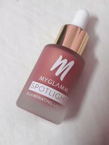 MyGlamm Spotlight Illuminating Liquid-Rouge (Pink)
